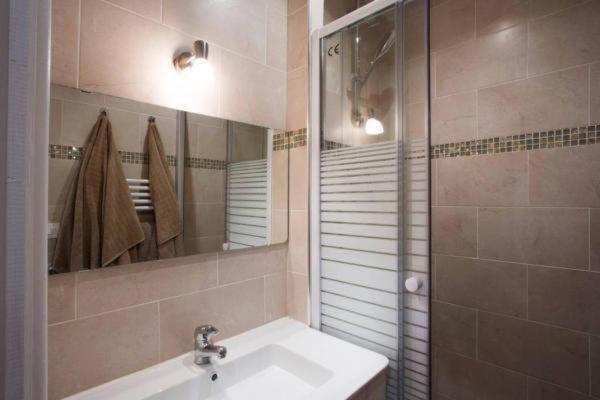 פריז Cmg Hotel De Ville - Manteaux מראה חיצוני תמונה